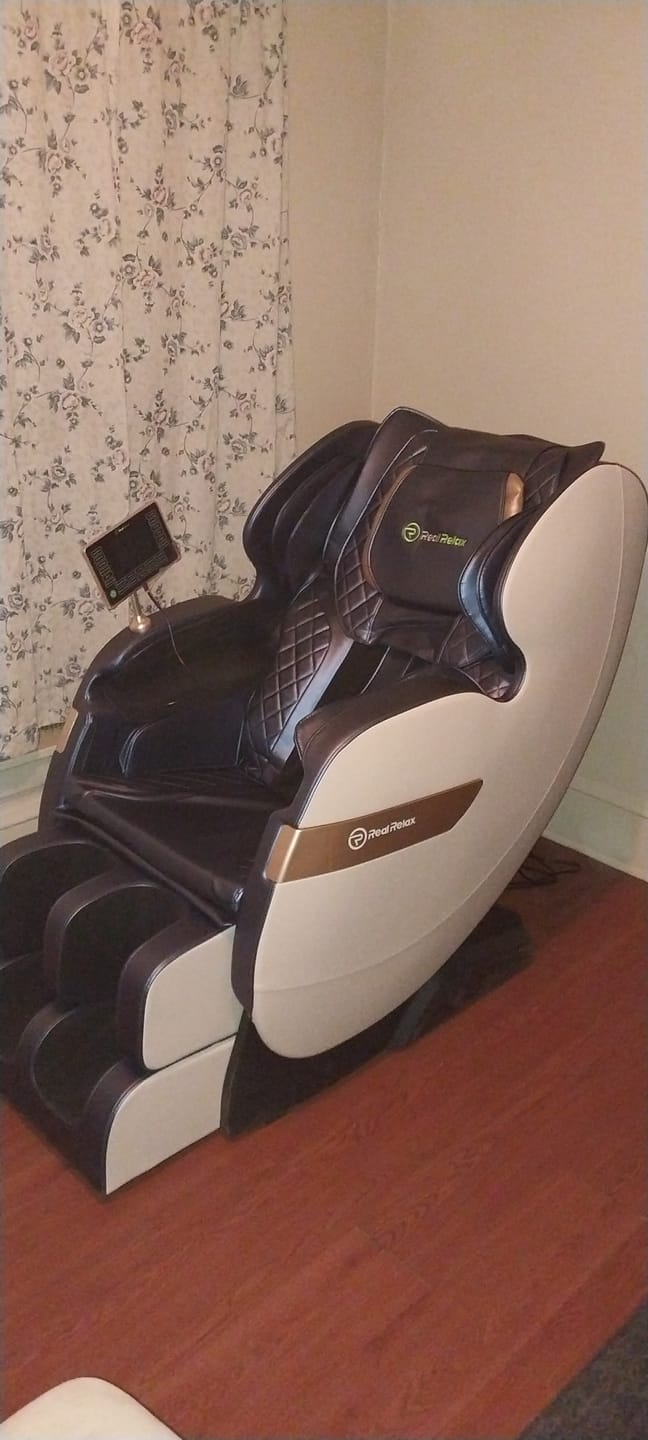Customer photo review of Favor-03 ADV 2D Massage Chair Blue