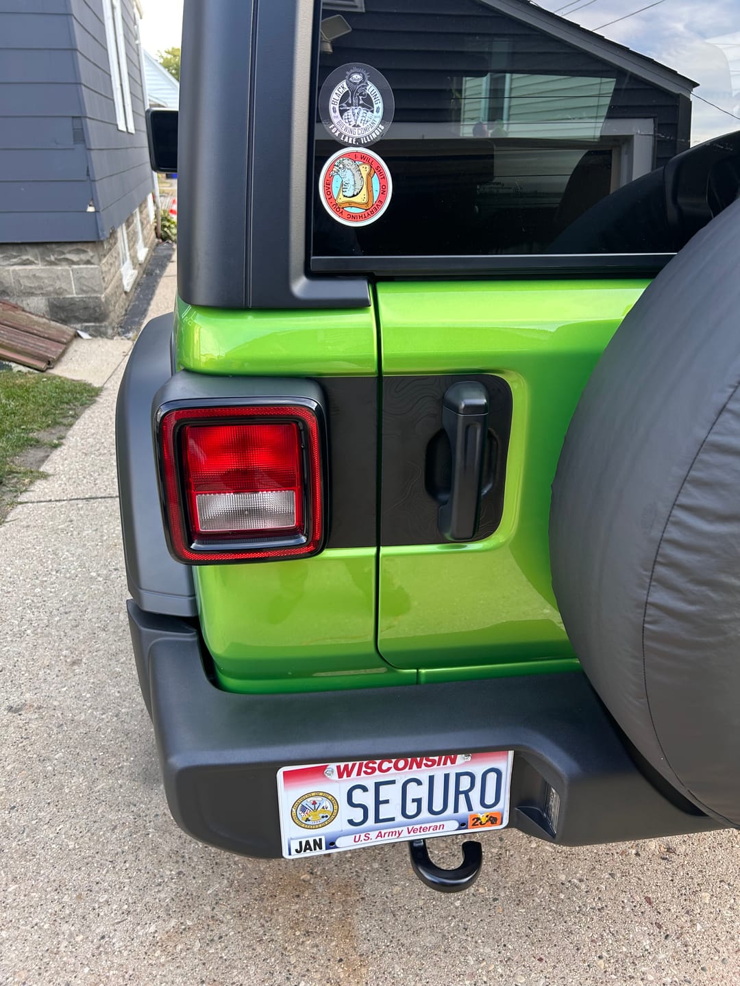 Customer photo review of Tailgate Handle Graphic | fits Wrangler JL JLU