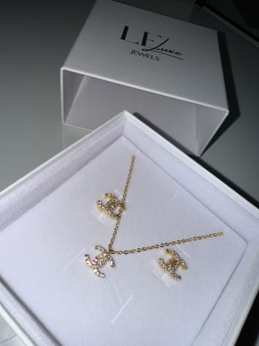 Customer photo review of Coco Set – Gold