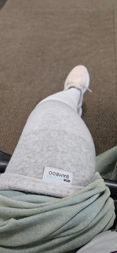 Customer photo review of Premium Bamboo Knee Sleeve (Single)