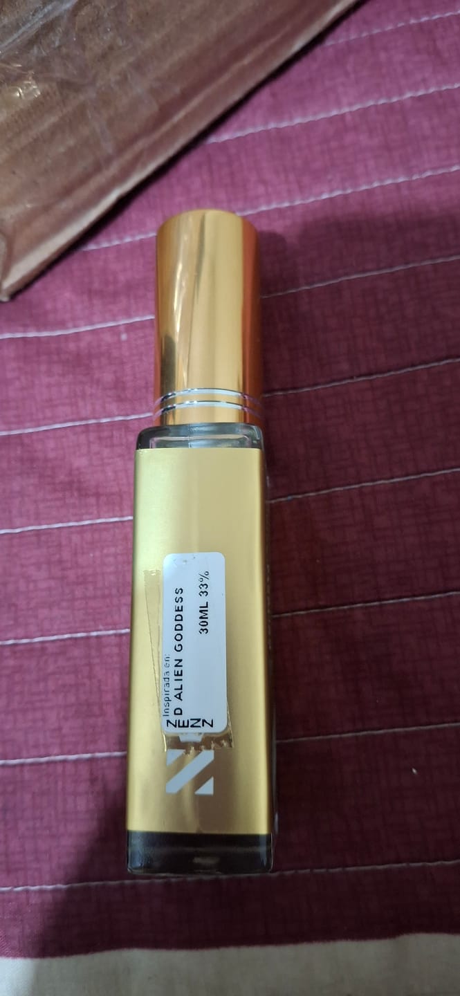 Customer photo review of Perfume Tendencia D ALIEN GODDESS zenz