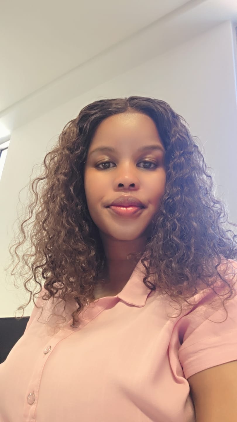 Customer photo review of Warm Brown Glueless Double Drawn Curly 14 Inch Wig