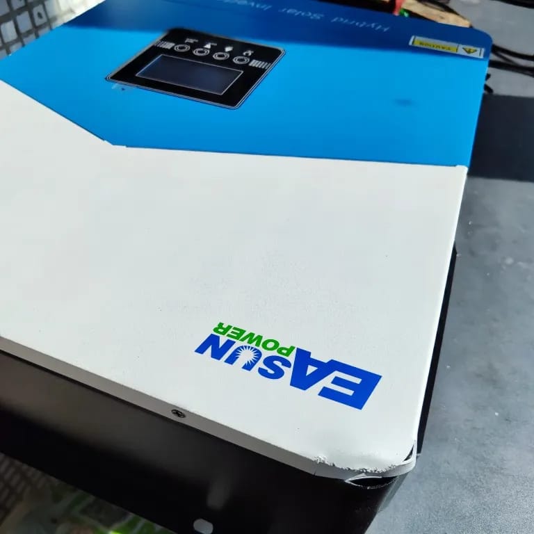 Customer photo review of EASUN POWER 4.2KW 24V Inverter ibrido fotovoltaico a doppia uscita con caricatore MPPT da 120A