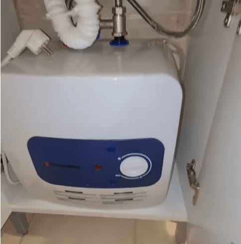 Customer photo review of Untertischboiler 15L | 2000W mit Stecker | Druckfester Warmwasserspeicher für Küche & Bad