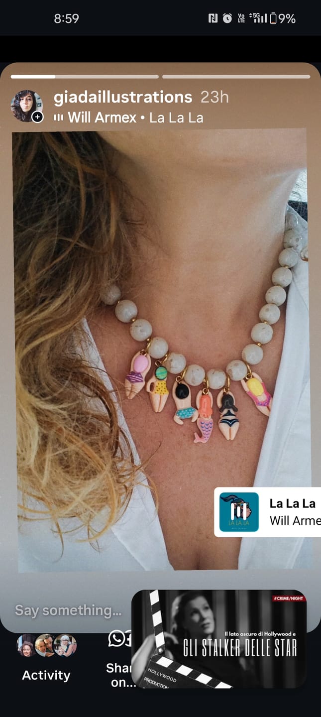 Customer photo review of Pool Party Necklace