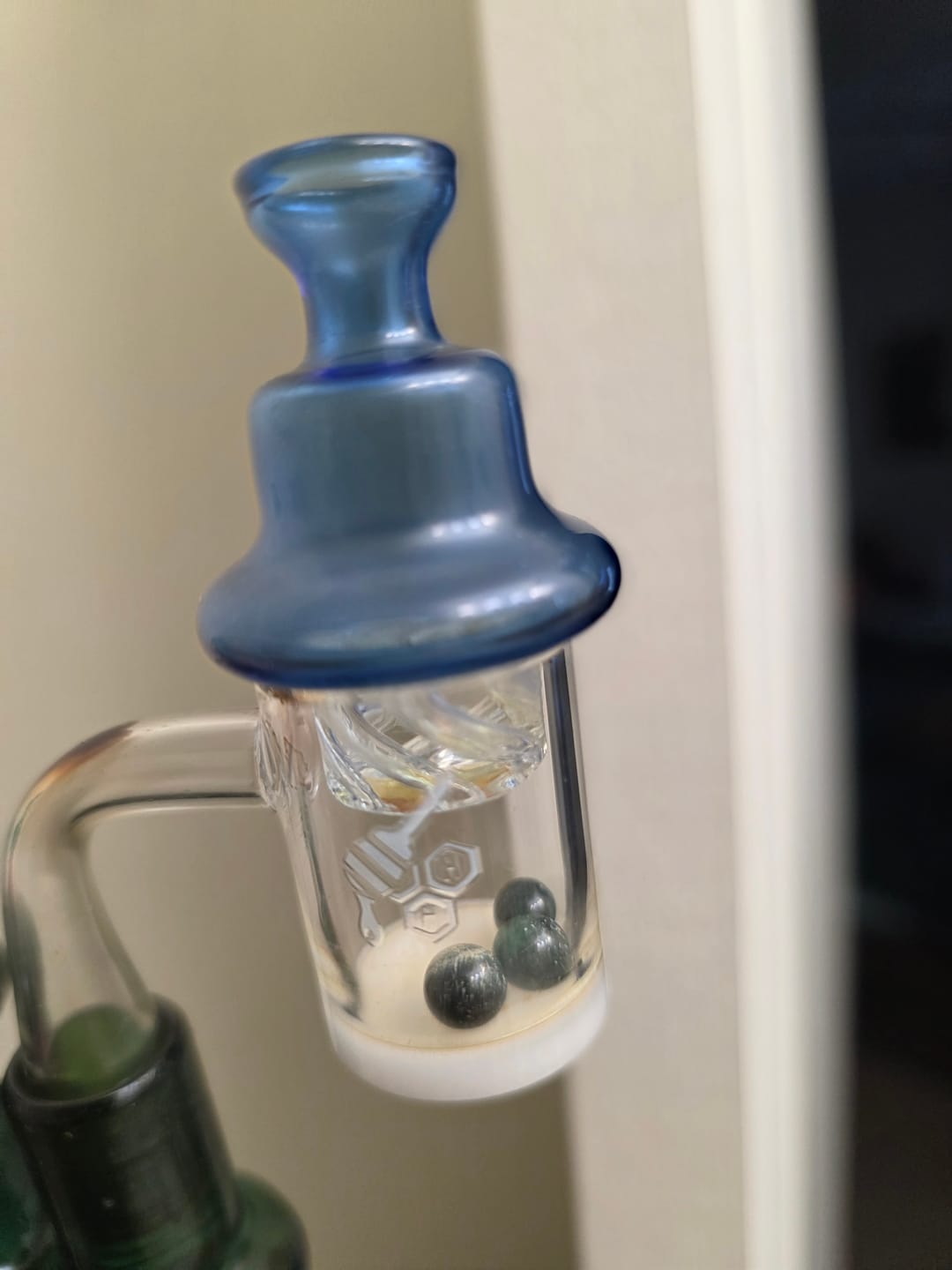 Customer photo review of HONEY HIVE CARB CAP