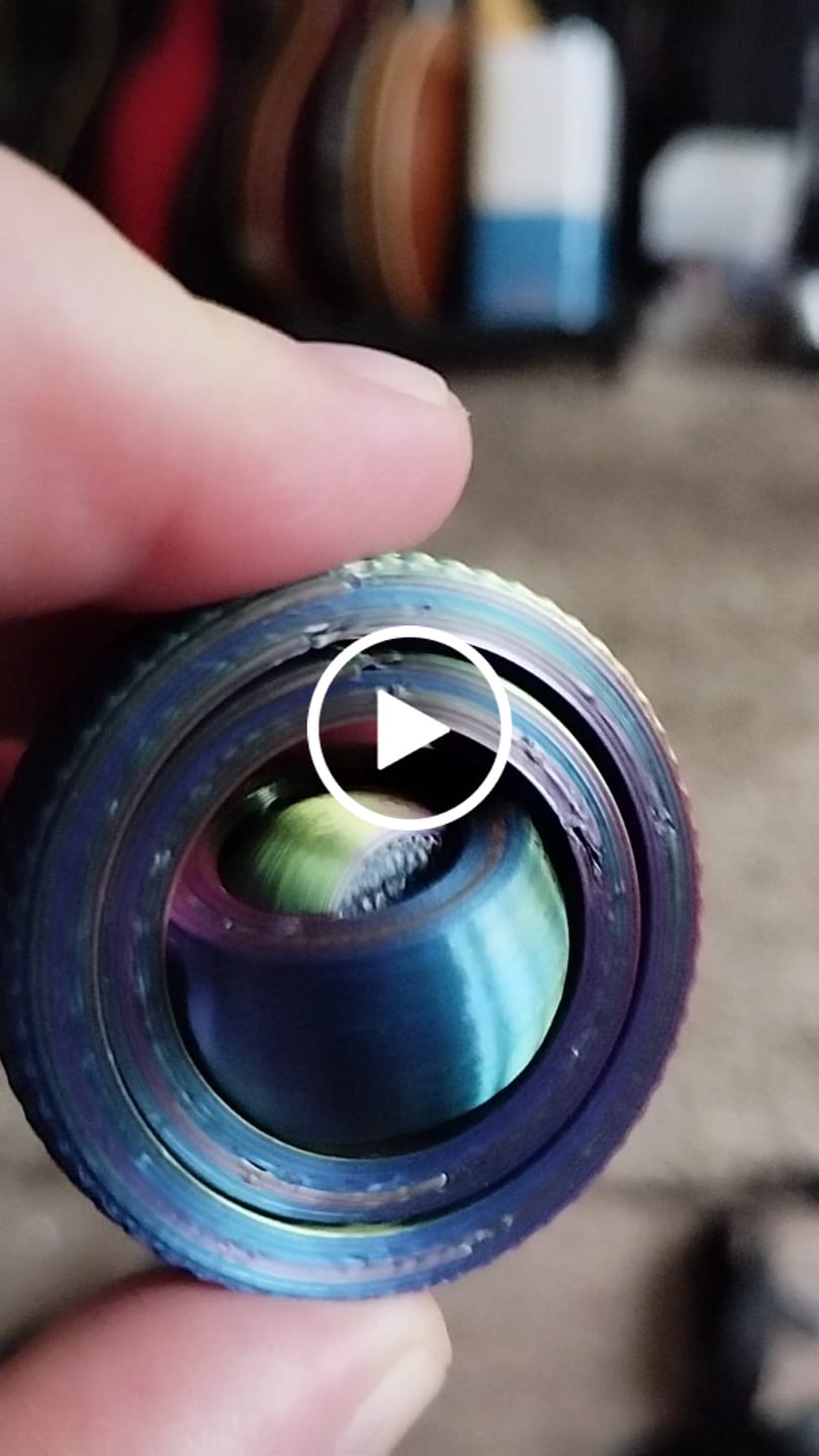 Customer video review of Mini Fidget Spinner