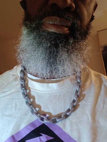 Customer photo review of 10mm Iced Out Rolo Chain