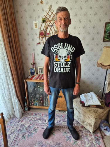 Customer photo review of Ossi und stolz drauf - Premium T-Shirt