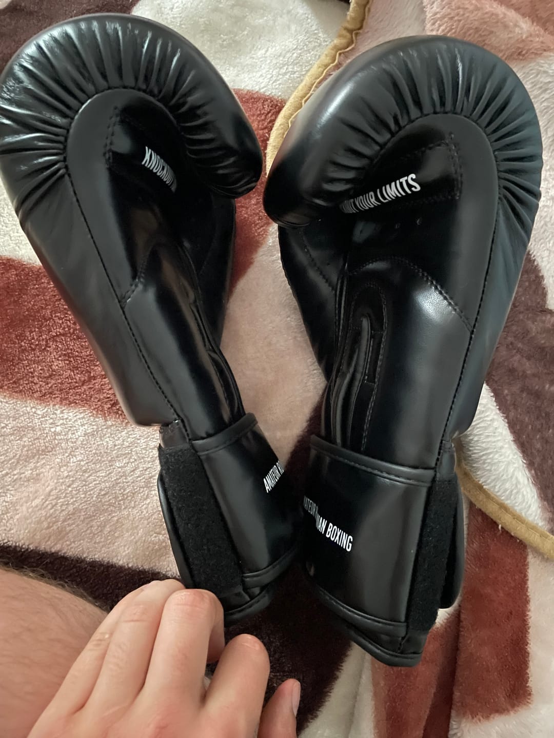 Customer photo review of Manusi Box Knockout Competition