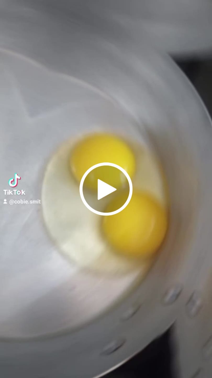 Customer video review of Avi Layer & Breeder (Fertility, Egg Quality & Skeletal Support for All Birds)