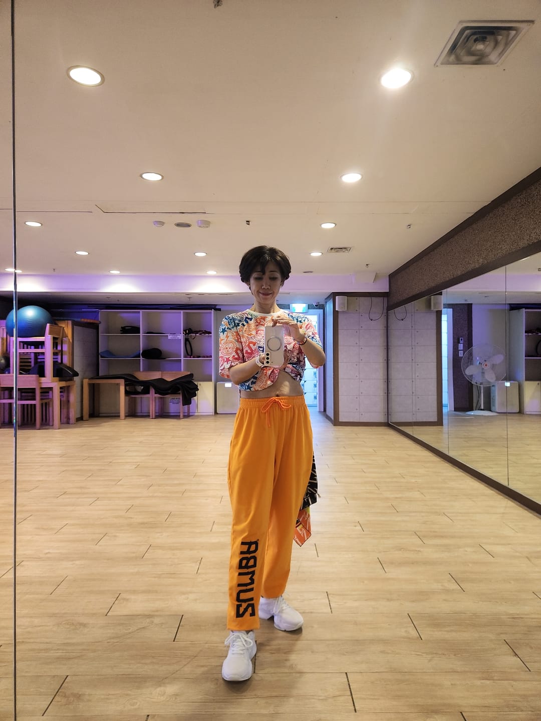 Customer photo review of Zumba Libre Slouch Sweatpants