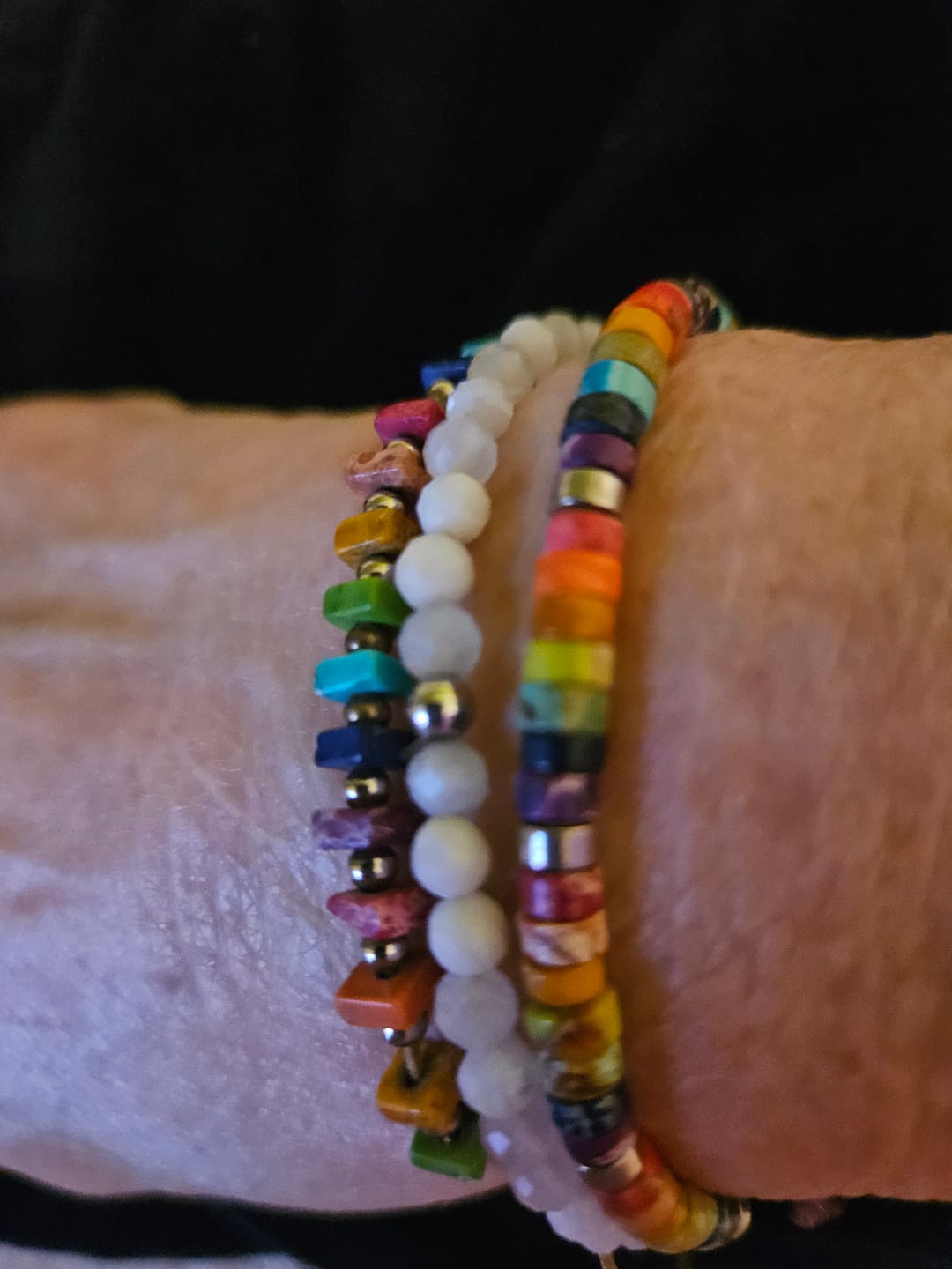 Customer photo review of Bergkristall Naturstein Armband mit Silberperle