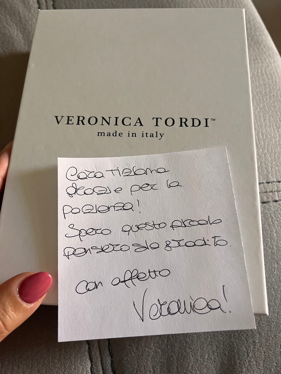 Customer photo review of Dalia Violetto Lucido con pietra in Cristallo Aurora Boreale