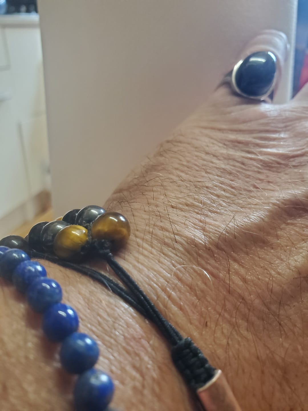 Customer photo review of Bague Ajustable "Guérison de L'Âme" en Obsidienne Œil Céleste & Argent