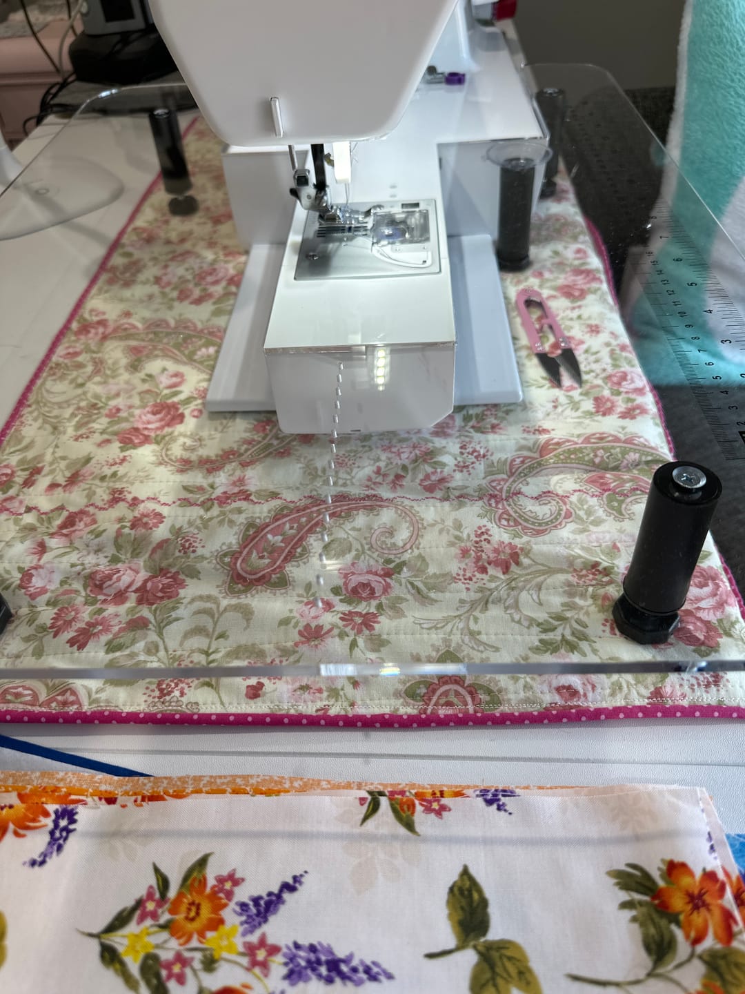 Customer photo review of Acrylic Extension Table (18" x 24"), Babylock #BLMJZ-ET