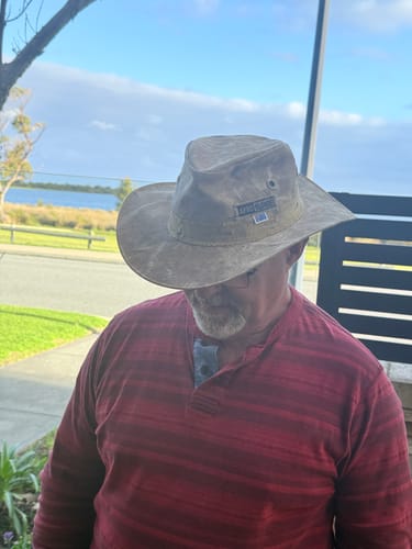Customer photo review of Wire Brim Hat
