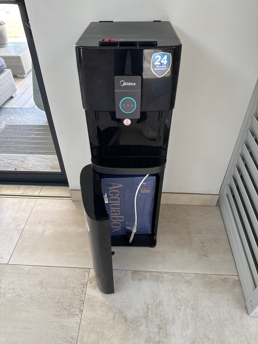 Customer photo review of AcquaBox ®️ 20L Mineral Water AcquaCooler Refill