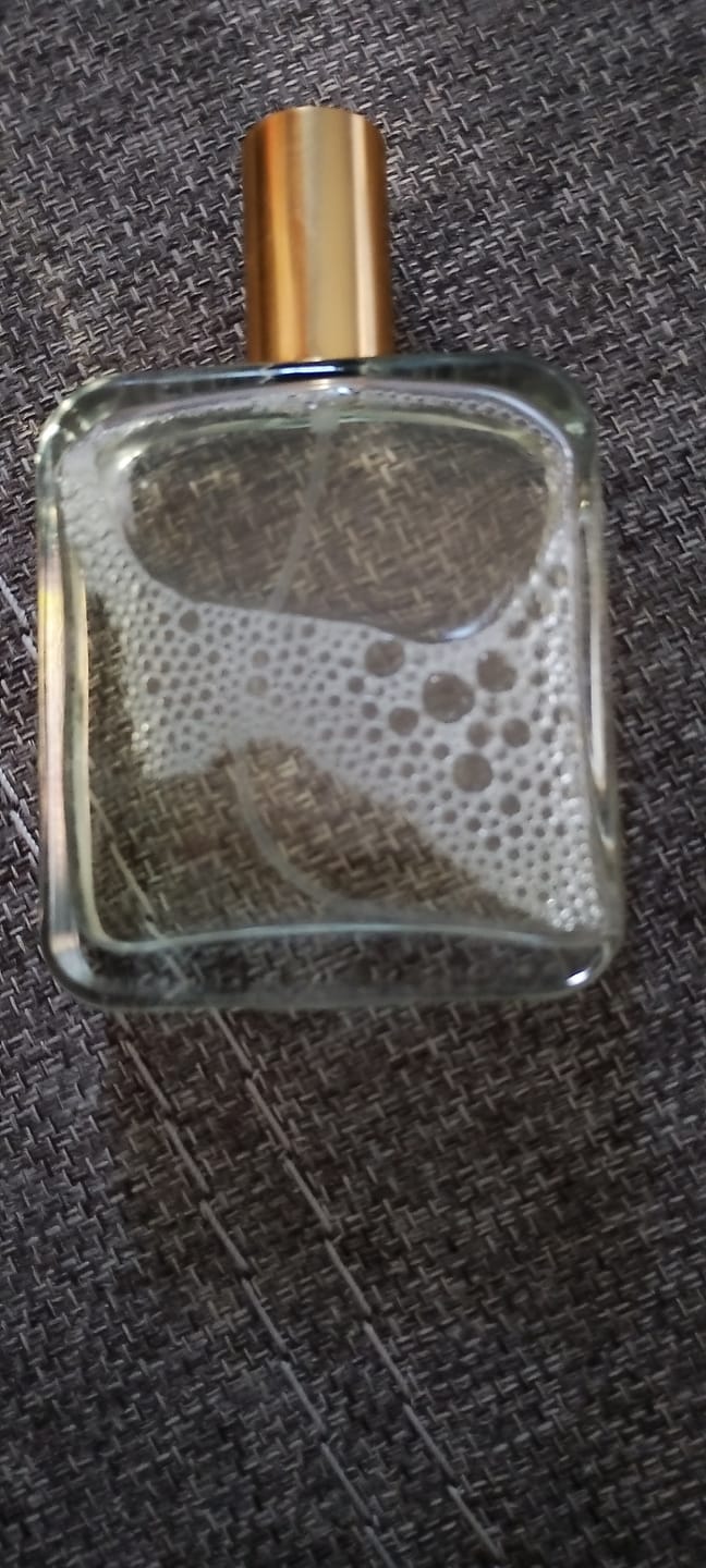 Customer photo review of Modern Muse - Inspirado en VALENTINO DONNA BORN IN ROMA de VALENTINO 100ml-