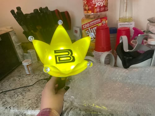 Customer photo review of [3RD PRE-ORDER] BIGBANG - OFFICIAL LIGHT STICK V.4