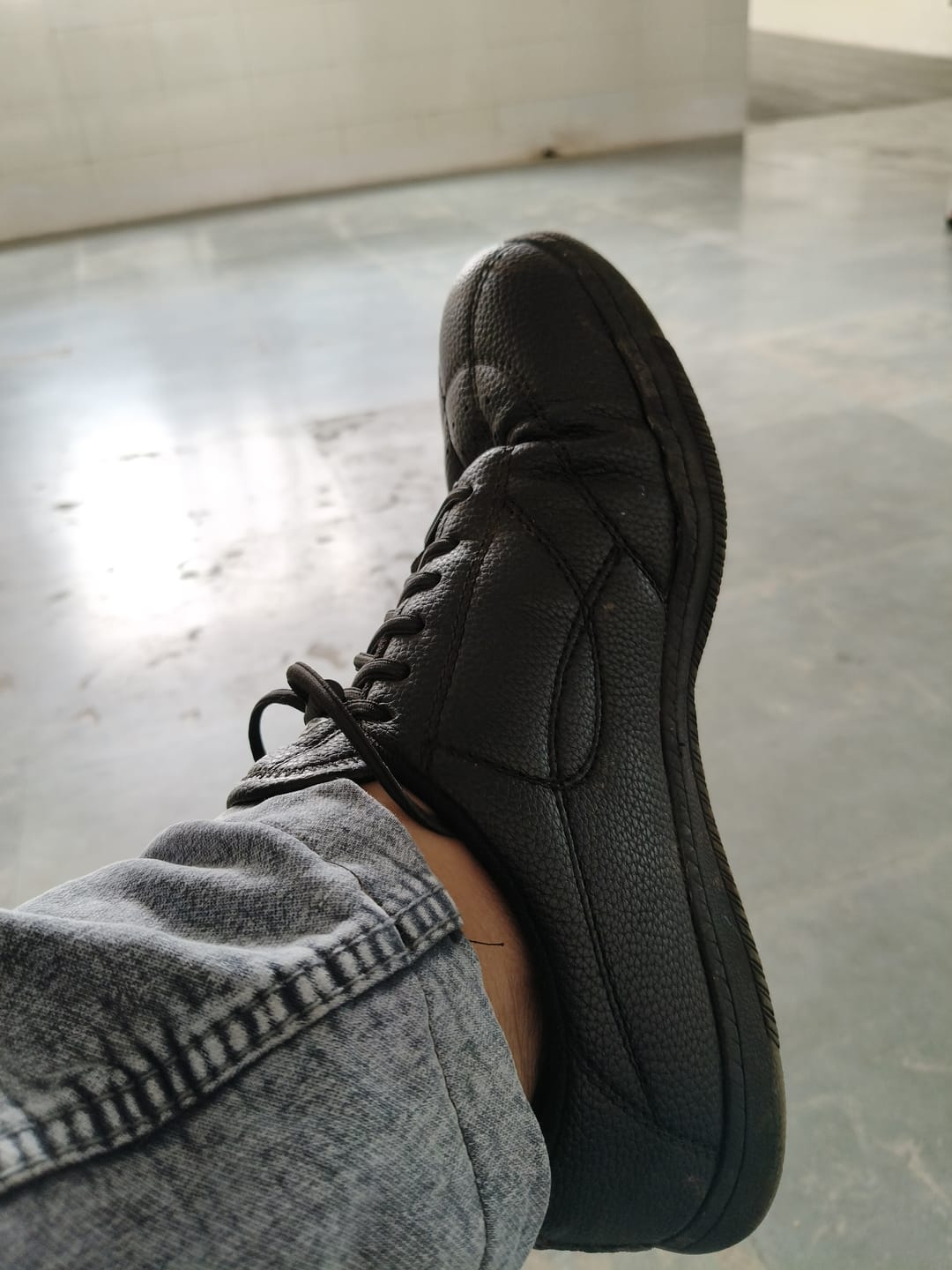 Customer photo review of Bacca Bucci ESSENCE Low-Top Sneaker with Ortholite Insole & Elastic Laces