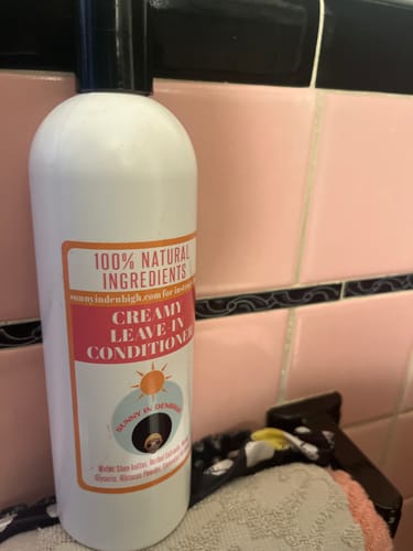 Customer photo review of Creamy Leave In Conditioner