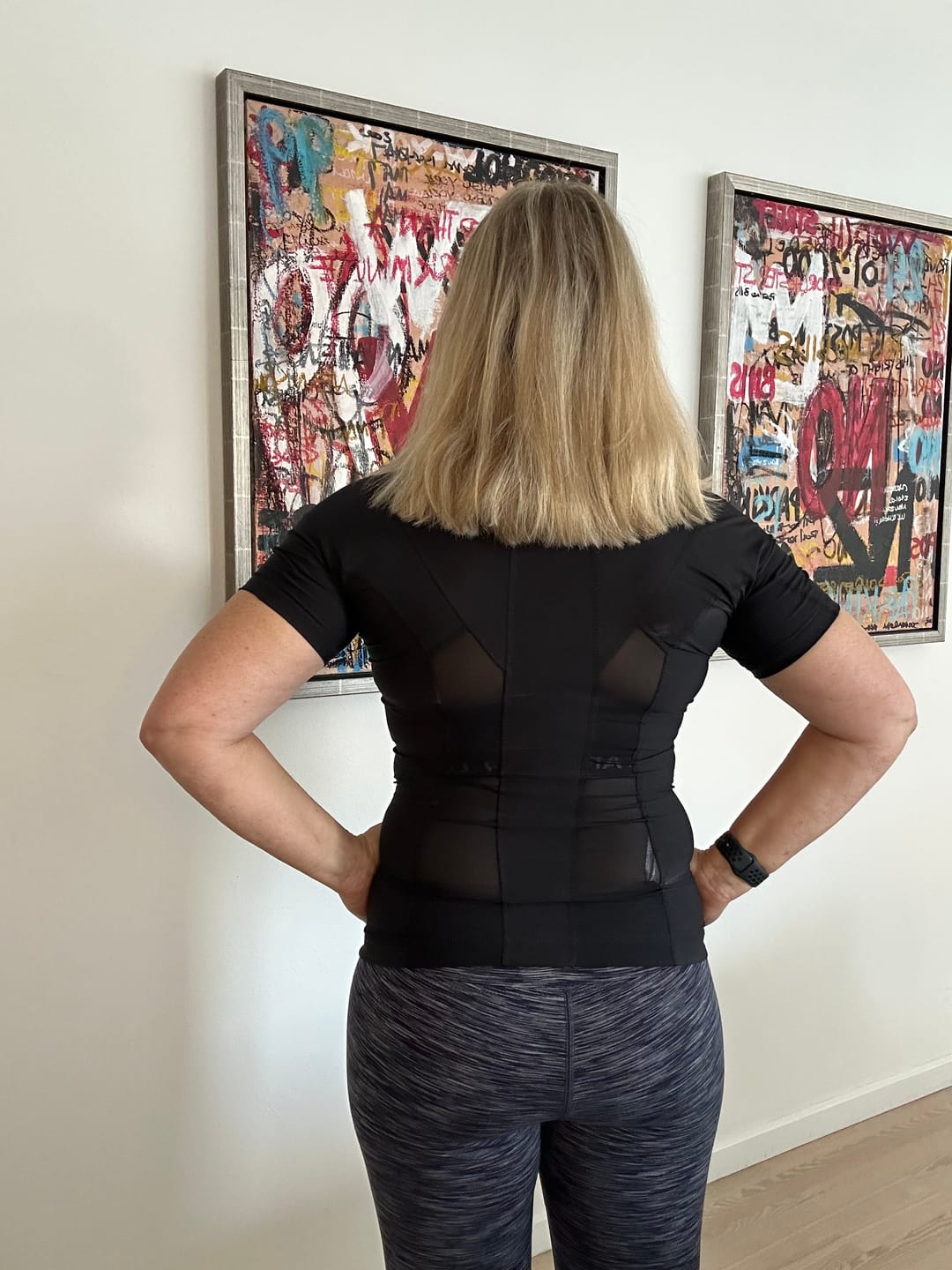 Customer photo review of Women's Posture Shirt™ - Sort