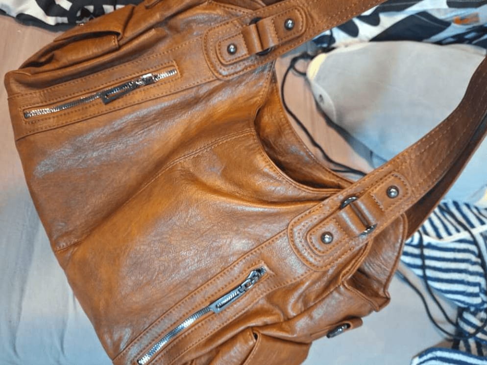 Customer photo review of Anna Crossbody Bag