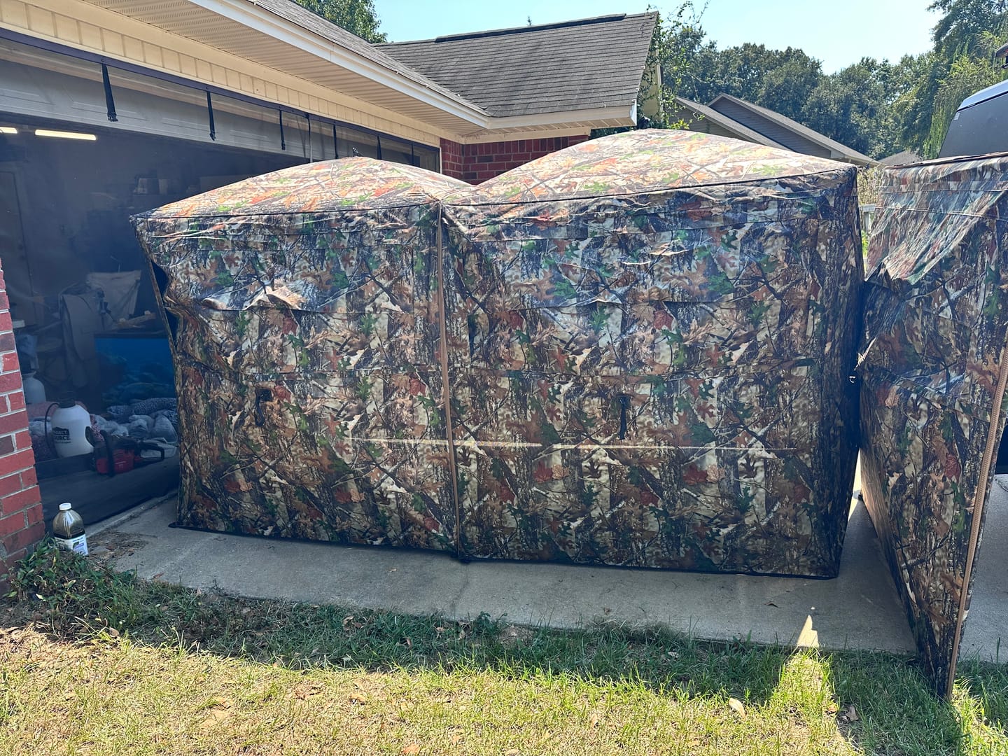 Customer photo review of Tidewe VisTrilogy See-Through Pop-Up Hunting Ground Blind for Deer, Turkey (4-6 Person)