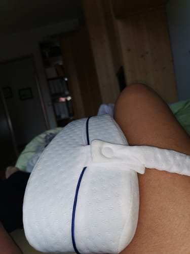 Customer photo review of Cellsius Orthopädisches Kniekissen - Das Geheimnis eines schmerzfreien Schlafs