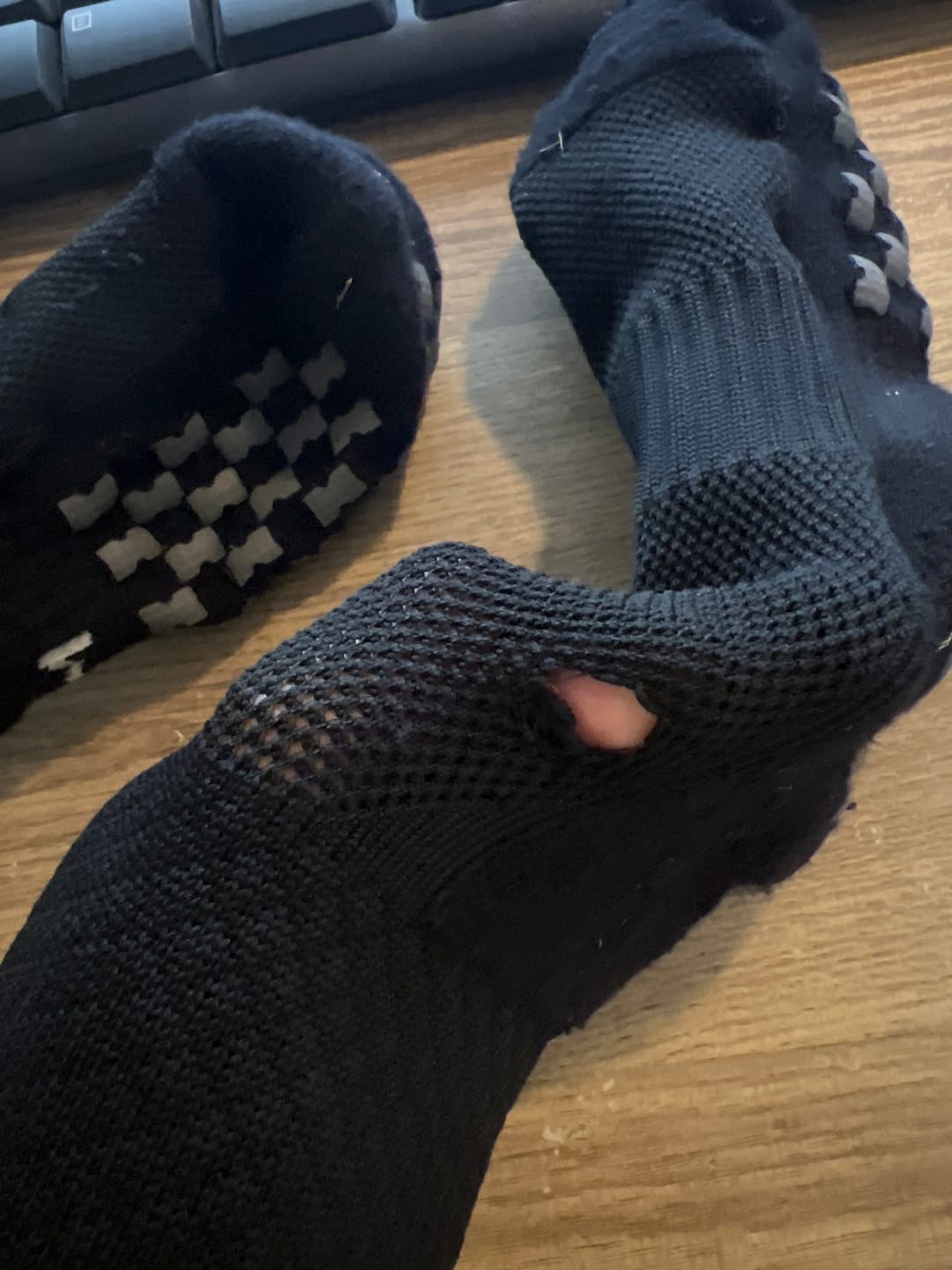 Customer photo review of RTP ULTRAGRIP V2 Dual sided Non-slip Technology Socks