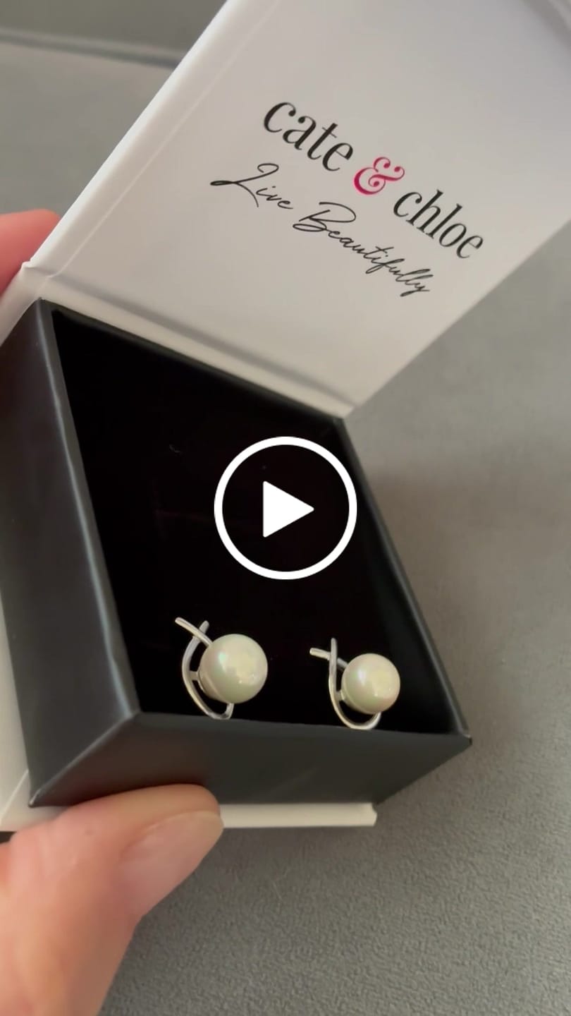 Customer video review of Greta 18k White Gold Plated Tear drop Pearl Stud Earrings