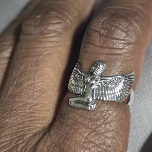 Customer photo review of 925 Sterling Silver Egyptian Goddess Isis Hathor Sekhmet Ring