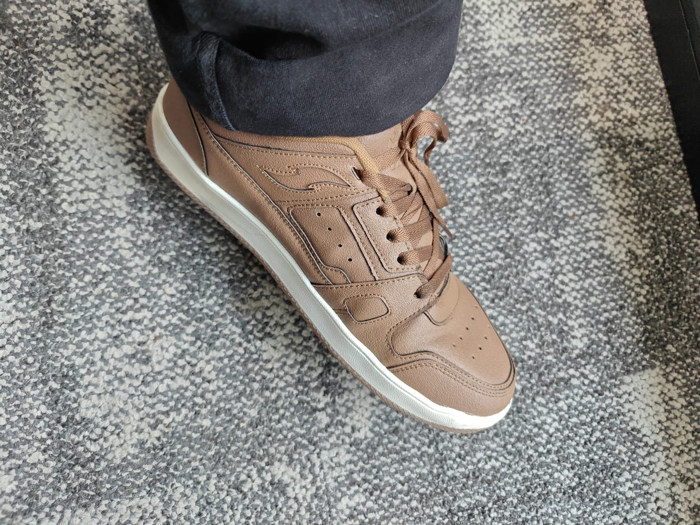 Customer photo review of CLUB Brown