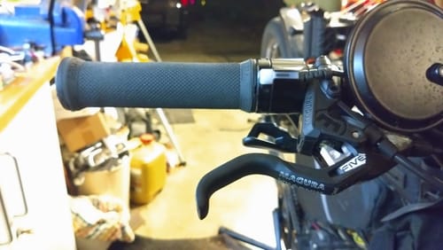 Customer photo review of Lekkie Pacemaker Throttle Full Twist Right Hand - Soft Grip Combo