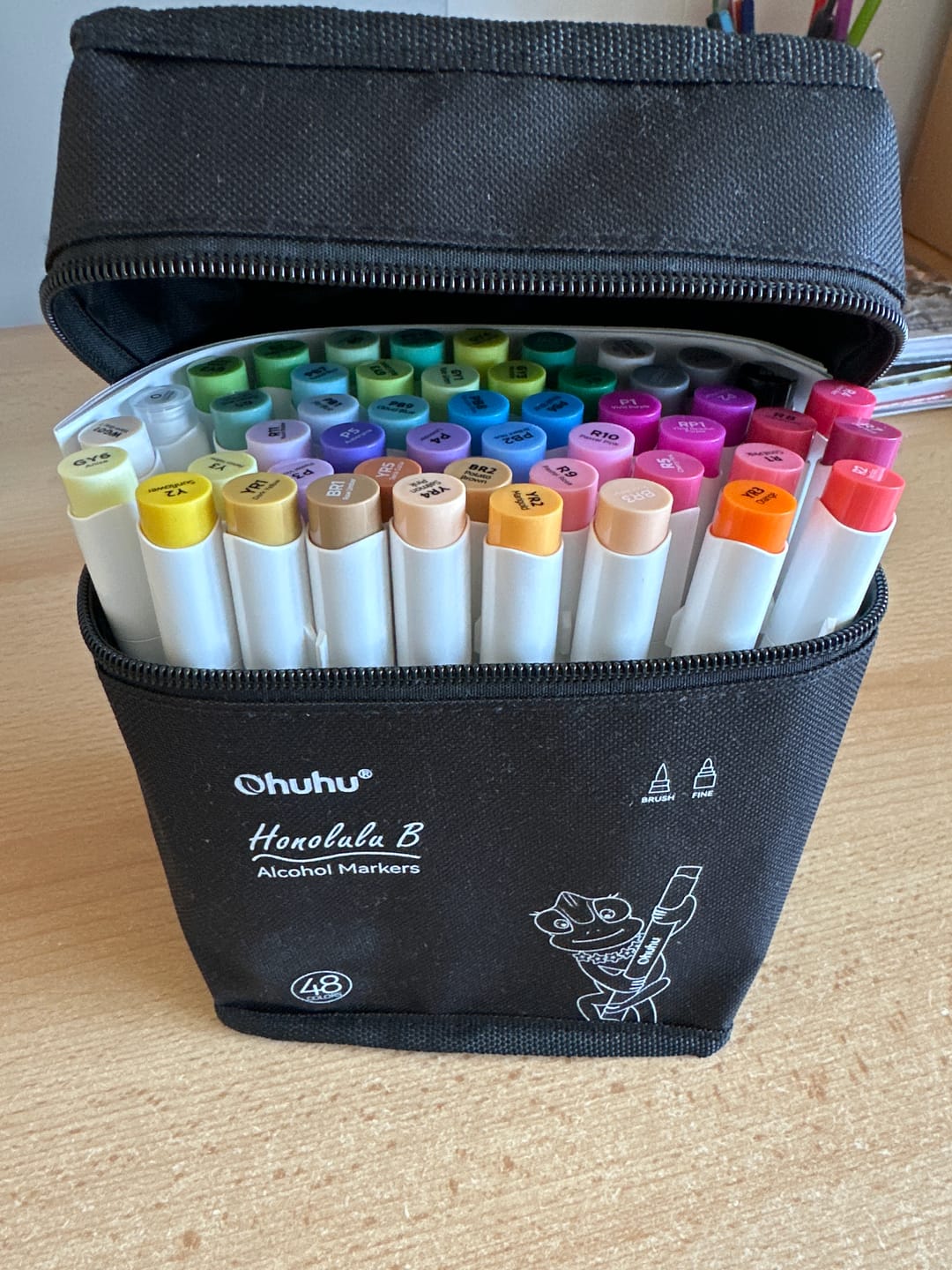 Customer photo review of Ohuhu Honolulu Brush Markers - Small Set