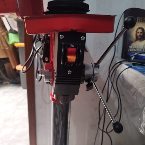 Customer photo review of Taladro De Banco 3/4 Industrial Columna Prensa Piso 750w 1hp