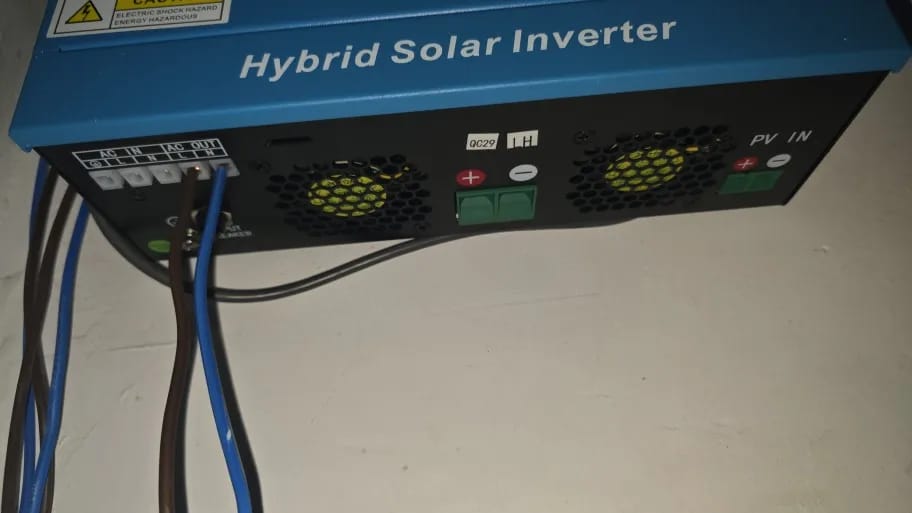Customer photo review of EASUN Inverter Solare 6.2KW 48V Inverter Ibrido Fotovoltaico con Caricatore MPPT da 120A