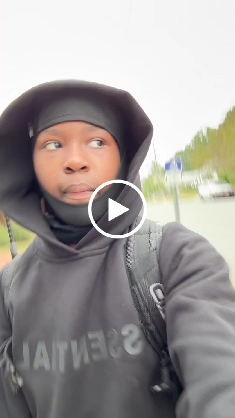 Customer video review of NEW! Stylish 3:3 Essentials Hooded Sweatshirt 3:3 3SS3NTIALS HOODIE (Black)