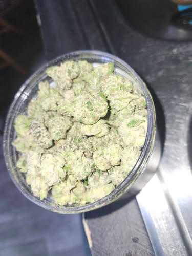Customer photo review of Boutique Crunch Berries - 28 Grams - Hybrid