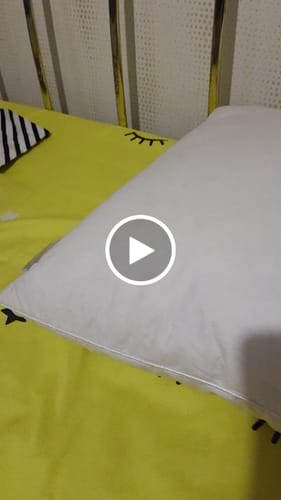 Customer video review of Pernă Plume Puf
