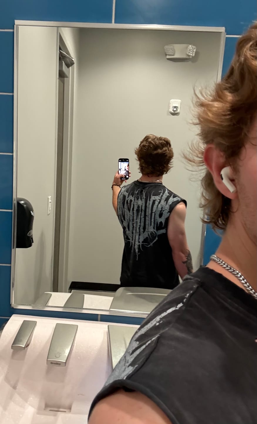 Customer photo review of 3022 - Anarchy Cropped Tanks
