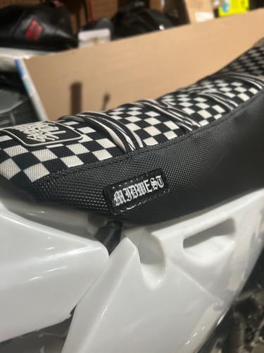 Customer photo review of Custom Seat Cover: 2004 Suzuki RM65