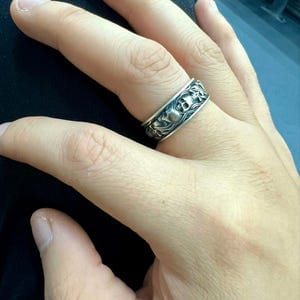 Customer photo review of Skull Smoke Ring