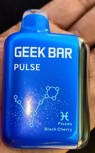 Customer photo review of Geek Bar Pulse 15000 Disposable Vape (5%, 15000 Puffs)