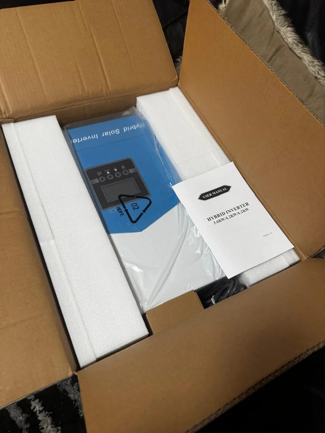 Customer photo review of EASUN POWER 4.2KW 24V Inverter ibrido fotovoltaico a doppia uscita con caricatore MPPT da 120A