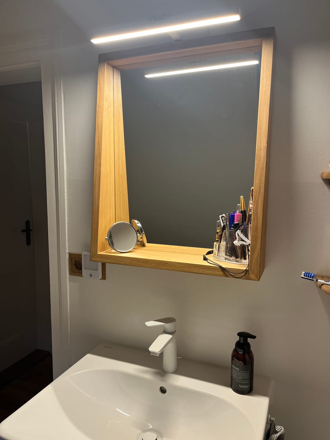 Customer photo review of Spiegelrahmen ARTUS aus Holz