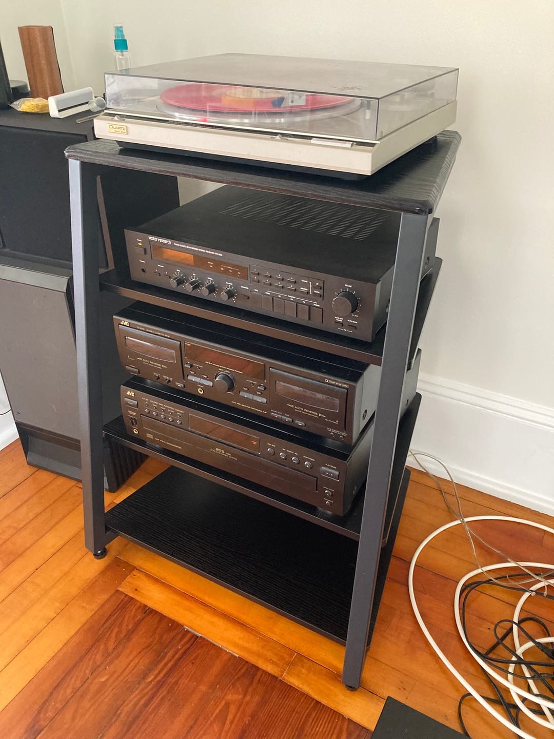 Customer photo review of Eiffel AS07 Record Player Stand