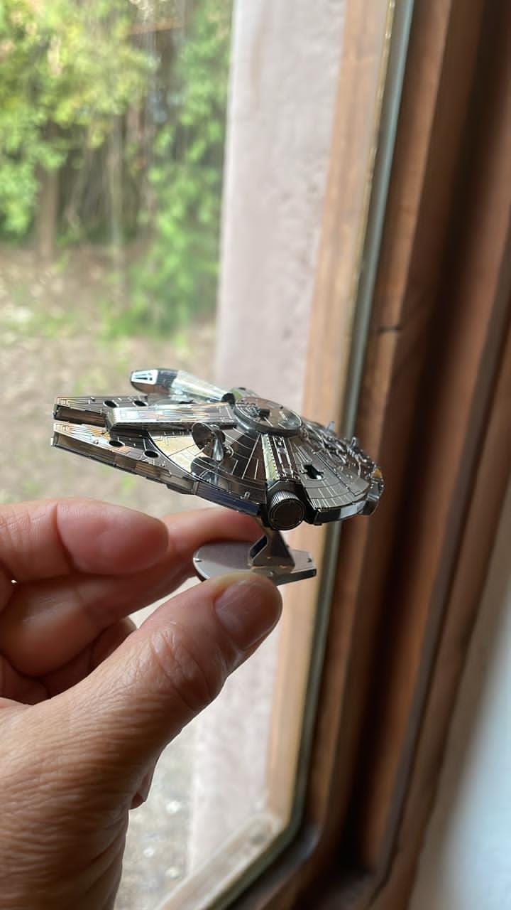 Customer photo review of Halcón Milenario - Star Wars (Puzzle 3D)
