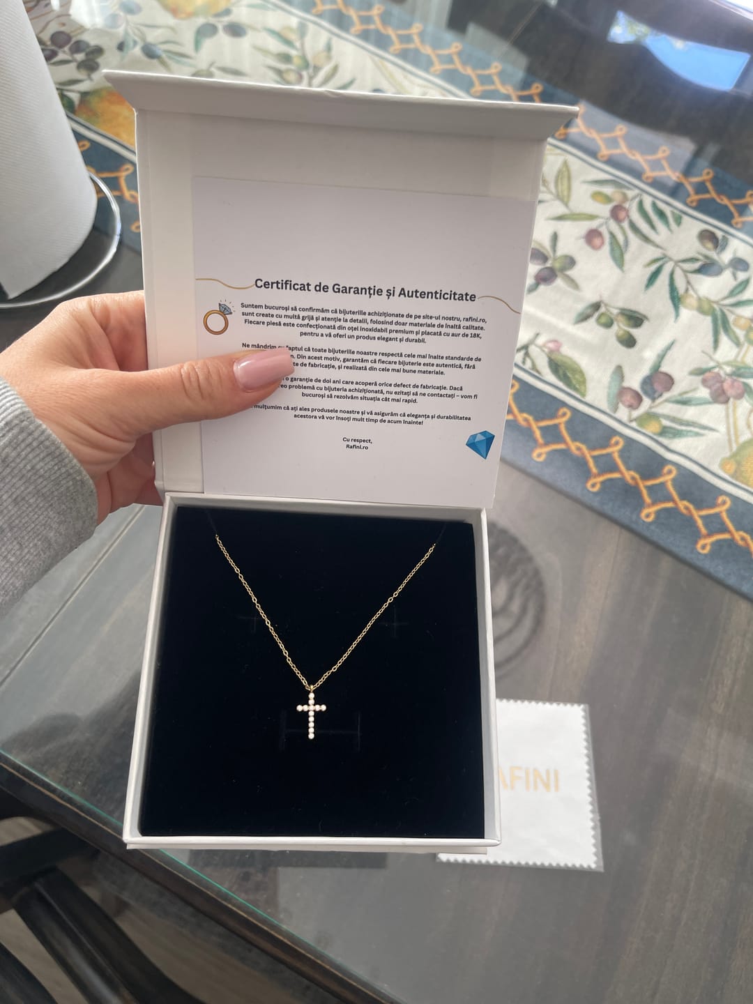 Customer photo review of Lantisor cu Cruciulita si pietricele